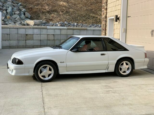 1988 White Ford Mustang Hatchback