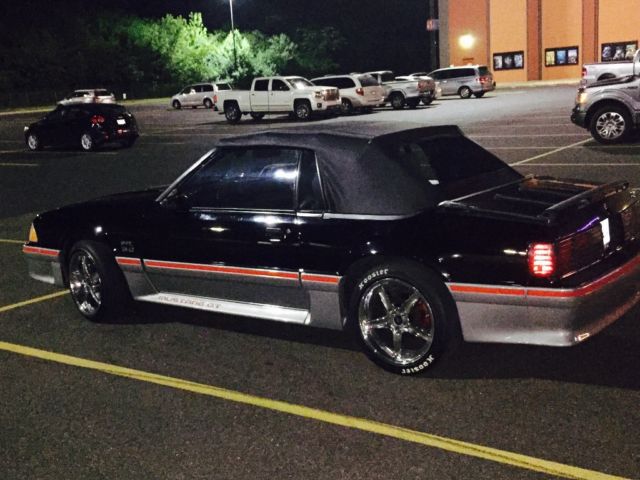 1988 Red Ford Mustang