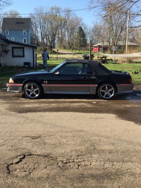 1988 Red Ford Mustang