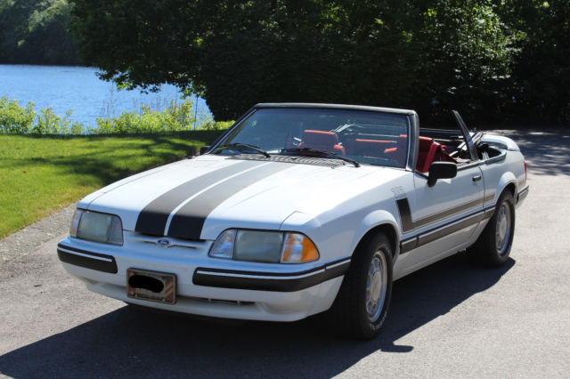 1988 White Ford Mustang Convertible