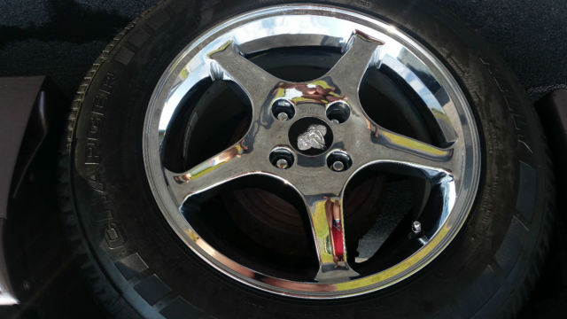 19880000 BLACK/GRAY Ford Mustang Convertible