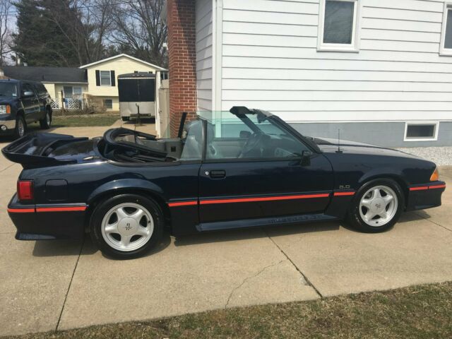 1988 Black w Silver Ford Mustang Convertible