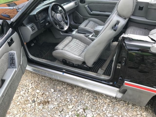 1988 Black w Silver Ford Mustang Convertible