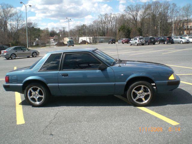 1988 Ford Mustang