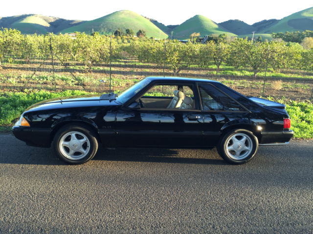 1988 Black Ford Mustang Hatchback