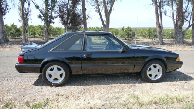 1988 Black Ford Mustang Hatchback
