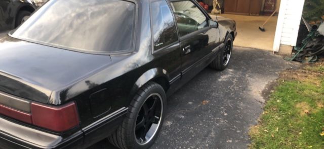 1988 Black Ford Mustang Coupe