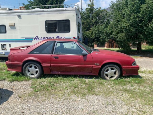 1988 Red Ford Mustang