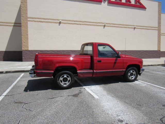 1988 VICTORY  RED GMC Sierra 1500 2 DOOR  S W B