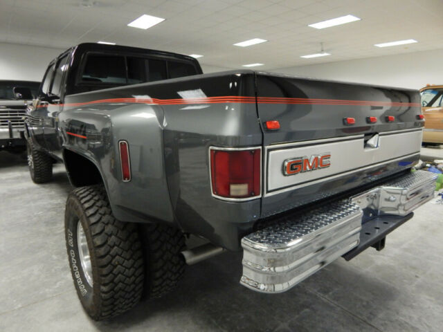 1988 Chevrolet C/K Pickup 3500