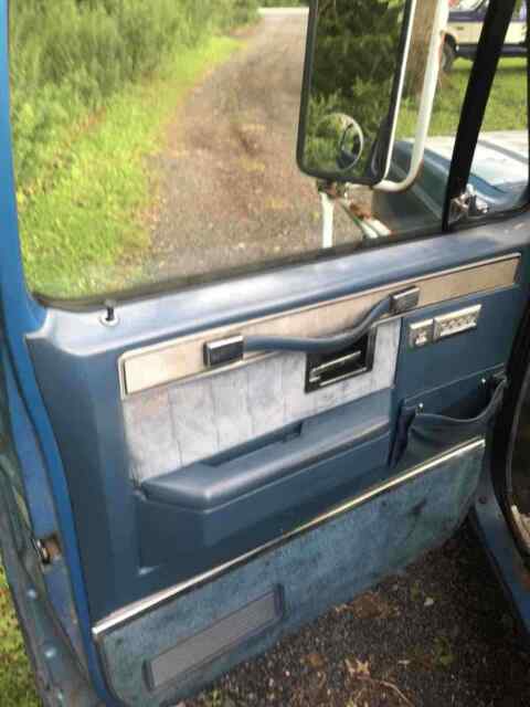 1988 Blue GMC R3500 Pickup