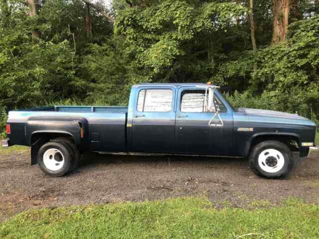 1988 Blue GMC R3500 Pickup