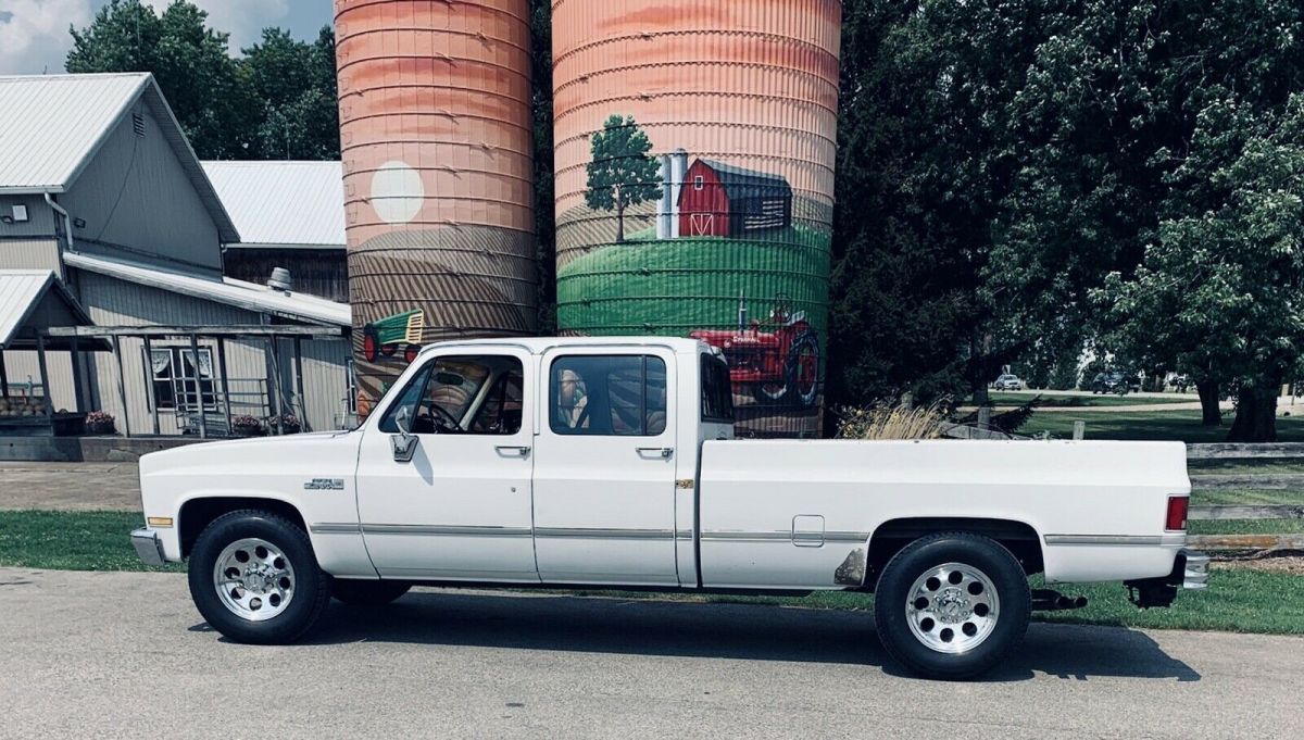 1988 White GMC R3500 Pickup