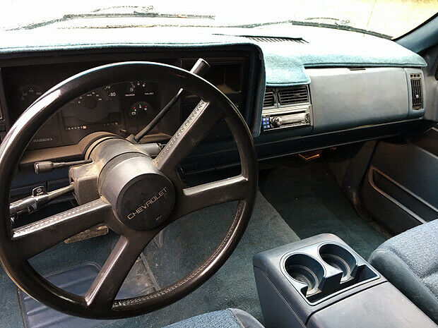 1988 White Chevrolet Silverado 2500 Standard Cab Pickup