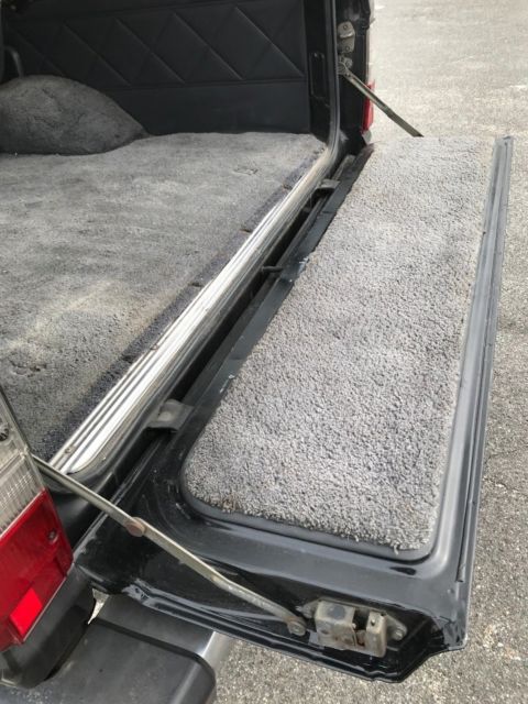 1988 Black Toyota Land Cruiser SUV