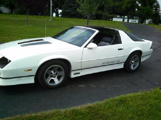 1988 White Chevrolet Camaro Coupe
