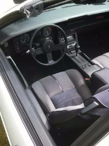 1988 White Chevrolet Camaro Coupe