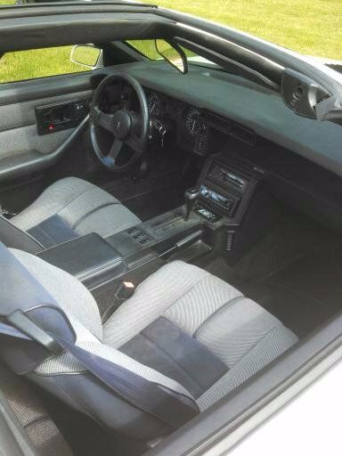 1988 White Chevrolet Camaro Coupe