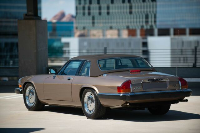 1988 Brown Jaguar XJS CONERTIBLE