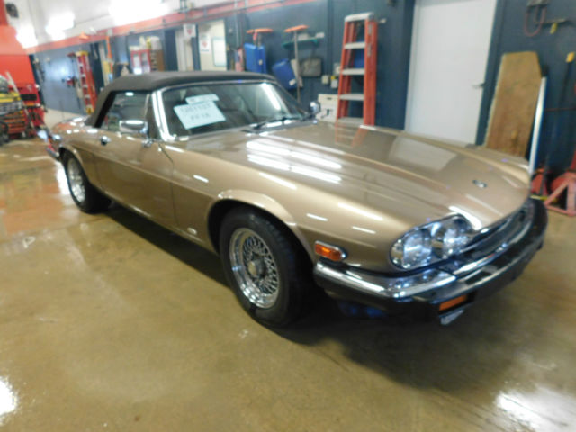 1988 Brown Jaguar XJS Convertible