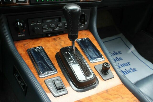 1988 White Jaguar XJS Coupe