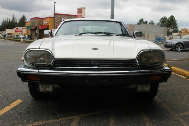 1988 White Jaguar XJS Coupe