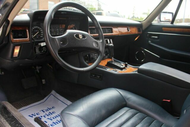 1988 White Jaguar XJS Coupe