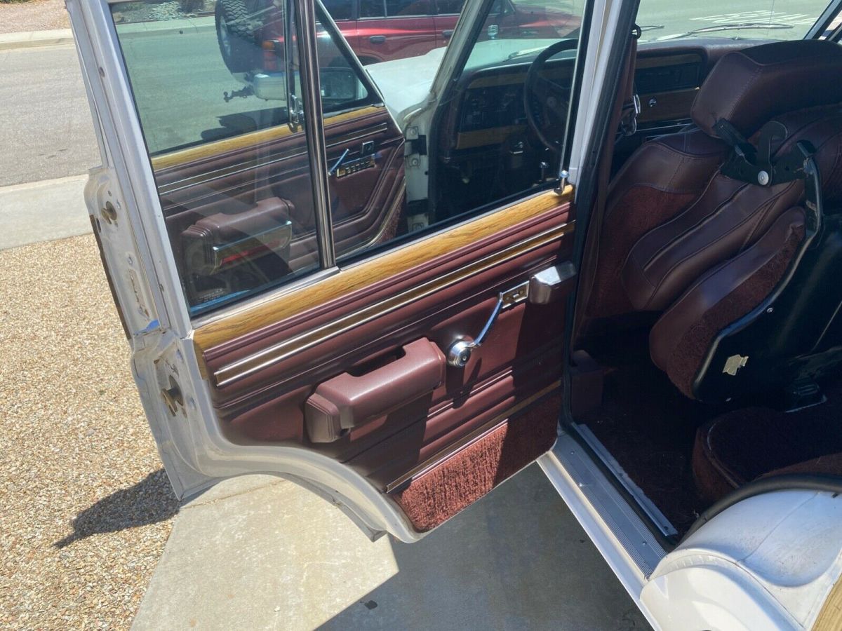 1988 Jeep Wagoneer SUV