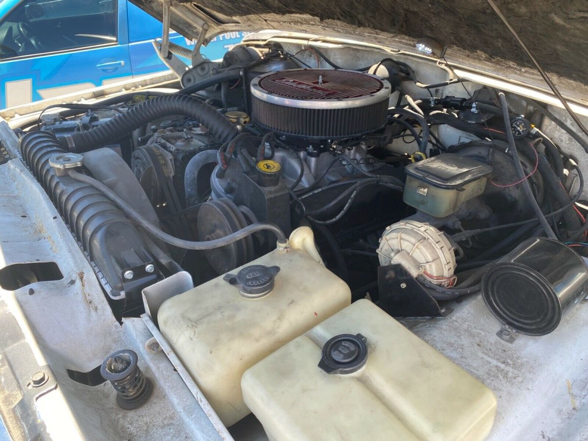 1988 Jeep Wagoneer SUV