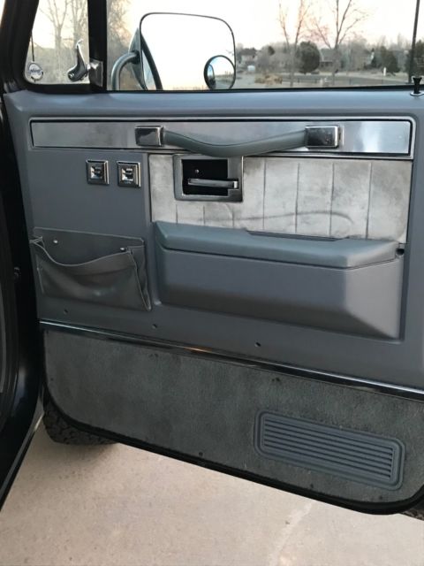 1988 Black Chevrolet Blazer