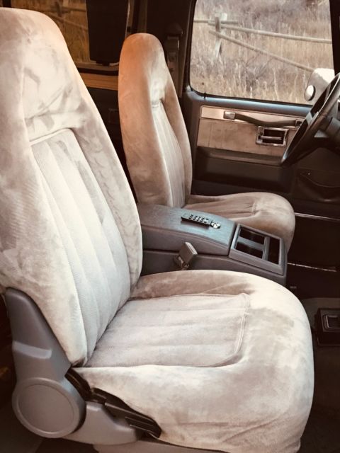 1988 Black Chevrolet Blazer