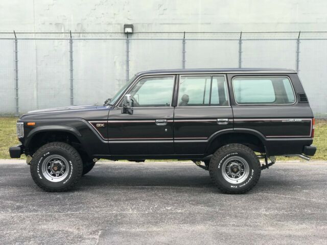 1988 Black Toyota Land Cruiser Wagon