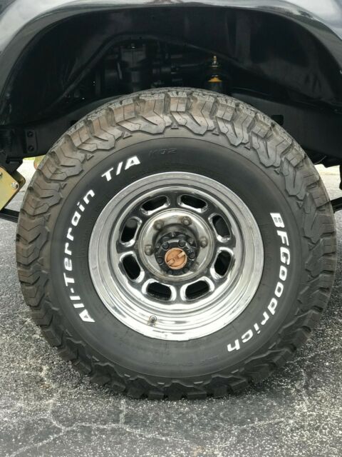 1988 Black Toyota Land Cruiser Wagon