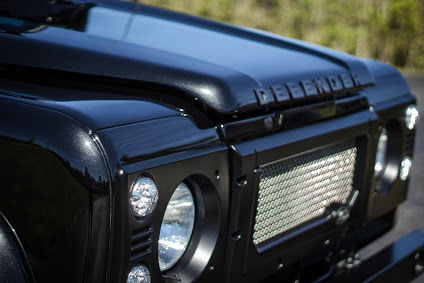 1988 Black  Land Rover Defender SUV