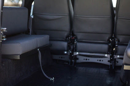 1988 Black  Land Rover Defender SUV