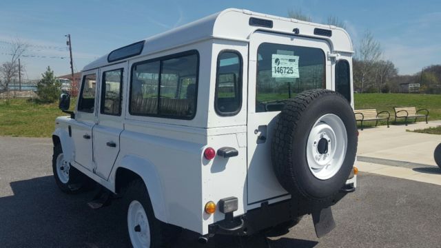 1988 White Land Rover Defender SUV