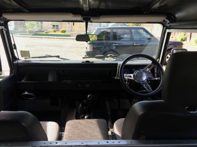 1988 Silver Land Rover Defender SUV