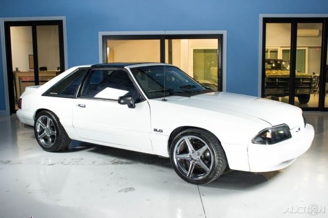 1988 White Ford Mustang Hatchback