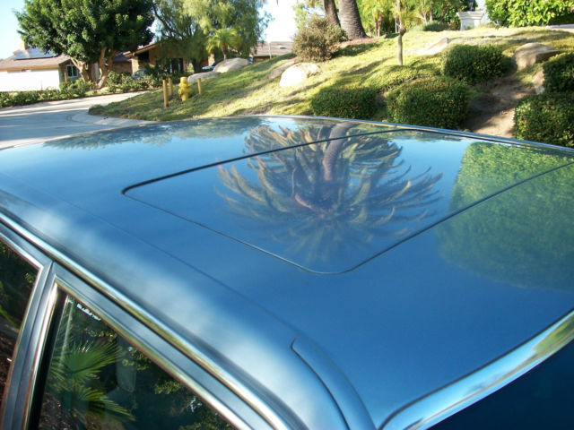 1988 Blue Mercedes-Benz S-Class Sedan