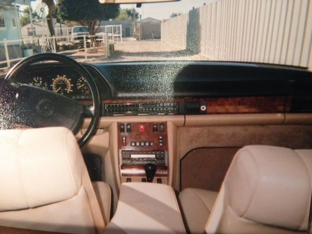 1988 Bronze Mercedes-Benz 500-Series sedan