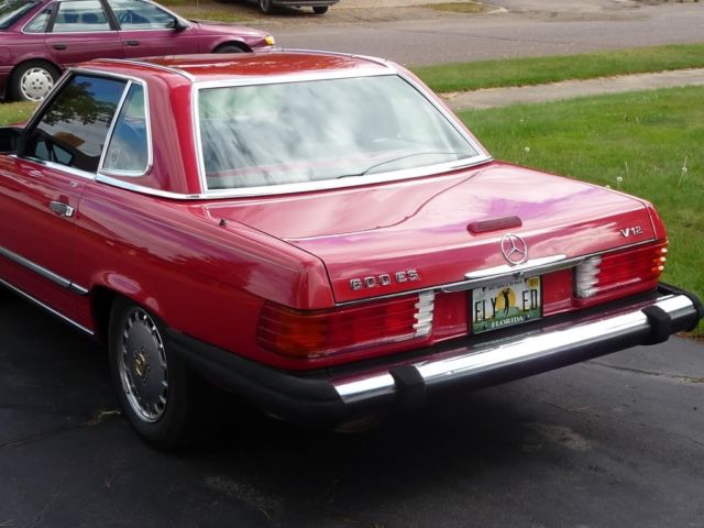 1988 Red Mercedes-Benz SL-Class