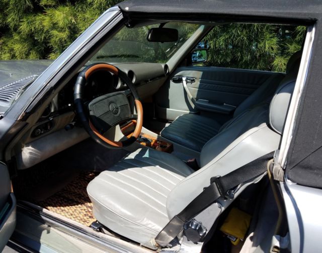 1988 Smoke Silver Mercedes-Benz SL-Class Convertible