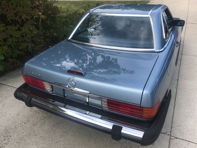 1988 Blue Mercedes-Benz SL-Class Convertible