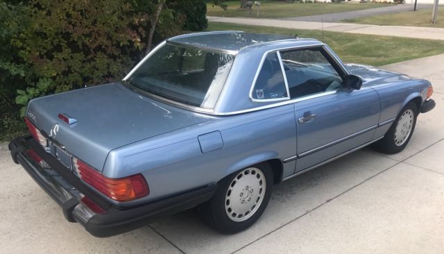 1988 Blue Mercedes-Benz SL-Class Convertible