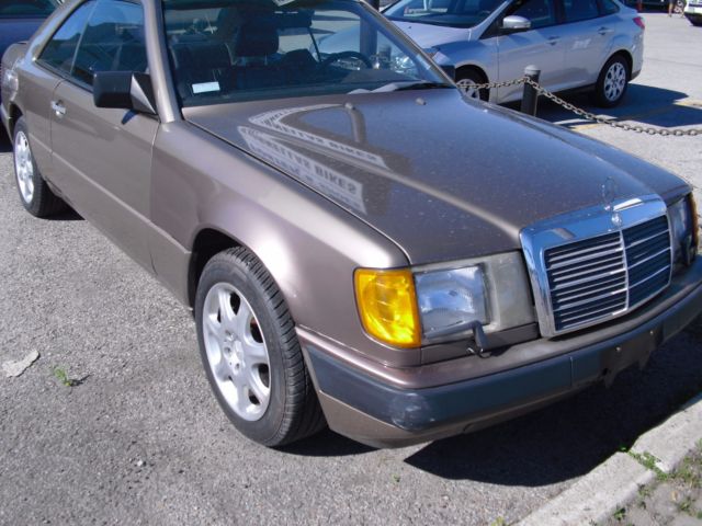 1988 Brown Mercedes-Benz 300-Series Coupe