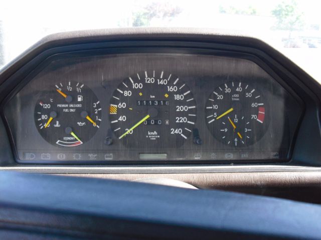 1988 Brown Mercedes-Benz 300-Series Coupe