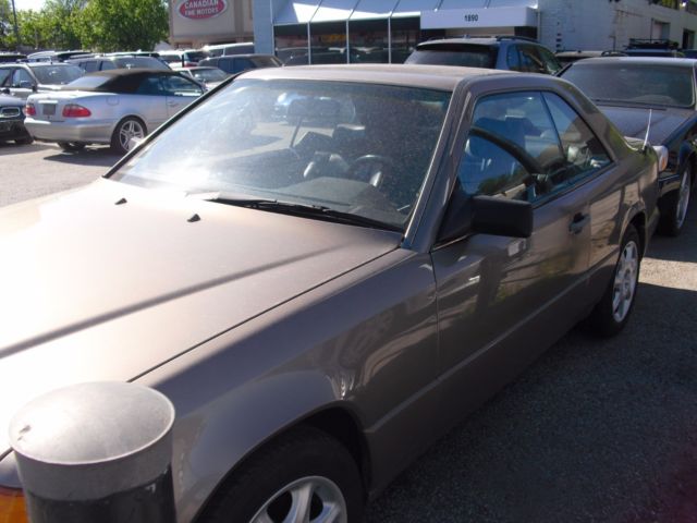 1988 Brown Mercedes-Benz 300-Series Coupe