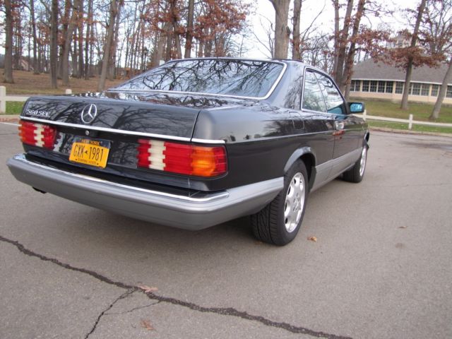 1988 Black Mercedes-Benz 500-Series Coupe