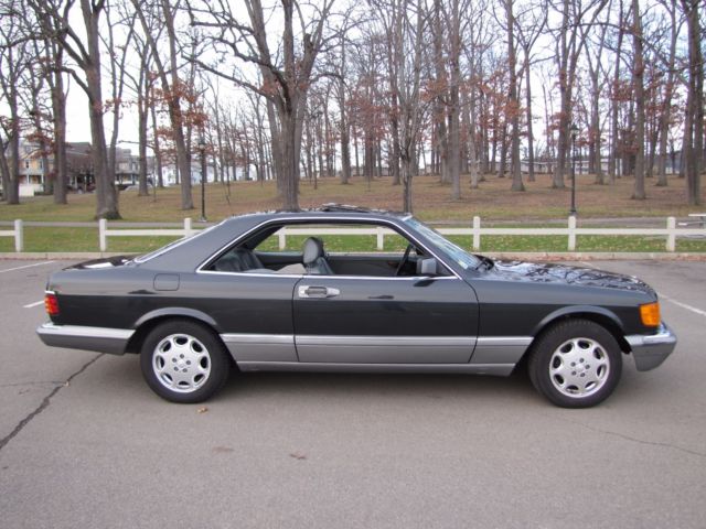 1988 Black Mercedes-Benz 500-Series Coupe
