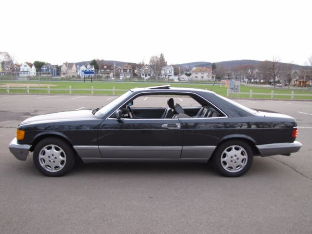 1988 Black Mercedes-Benz 500-Series Coupe